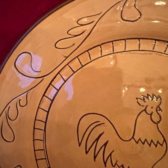 Vintage “Rustic Rooster” 8” diameter Plate by Nancy Calhoun. Made in Portugal - Picture 4 of 8